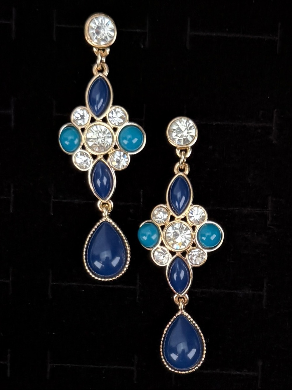 Vintage Avon Blue Cabochon Rhinestone Goldtone Dangle Pierced Earrings
